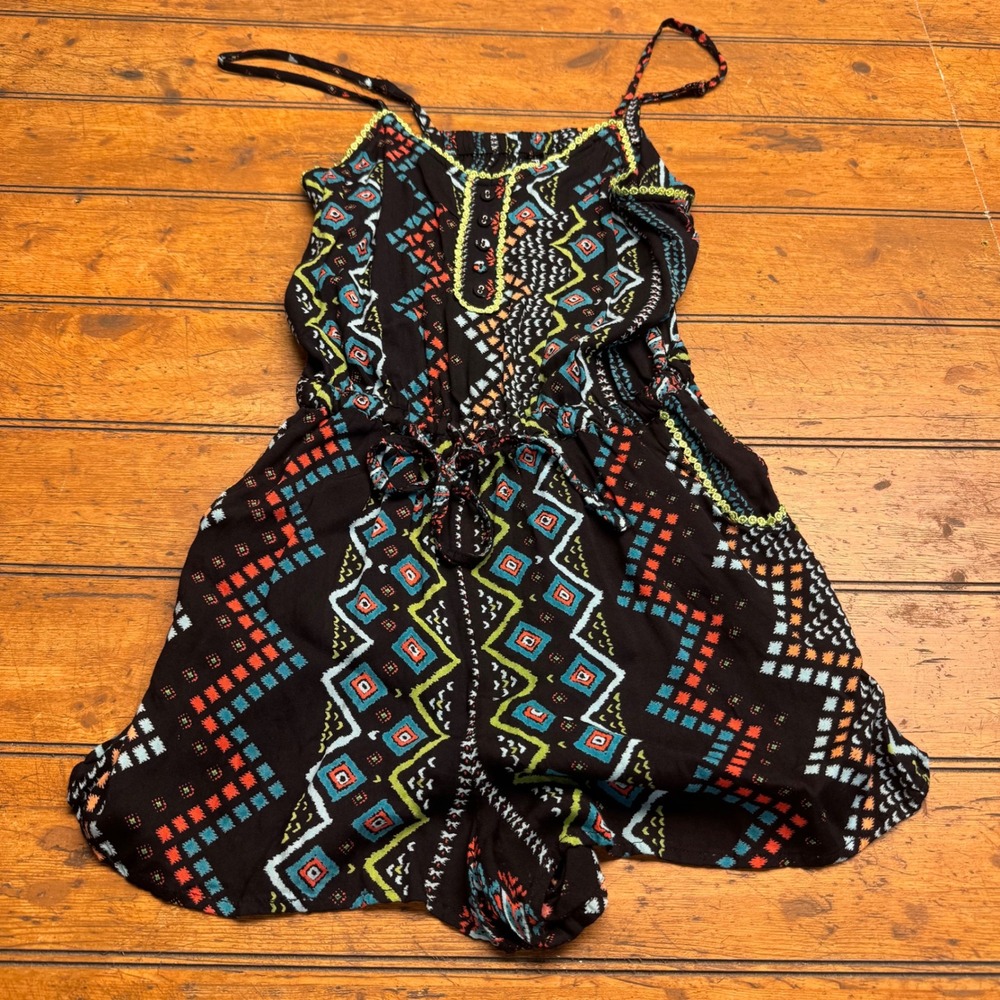 Fan Flirt Black Geometric Print Romper Shorts Strappy‎ Summer Women's S